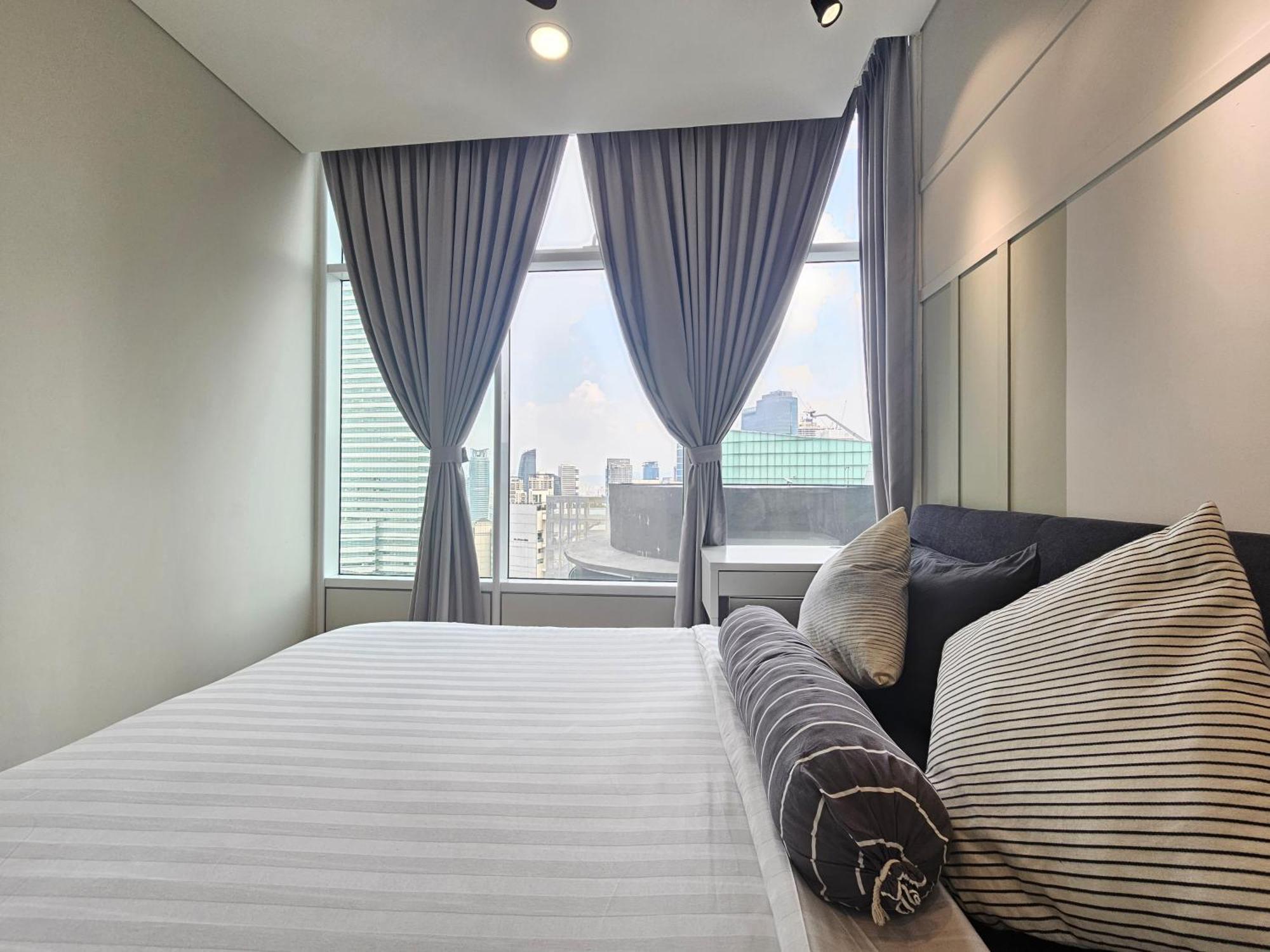 Sky Suites Klcc By Staylar クアラルンプール エクステリア 写真