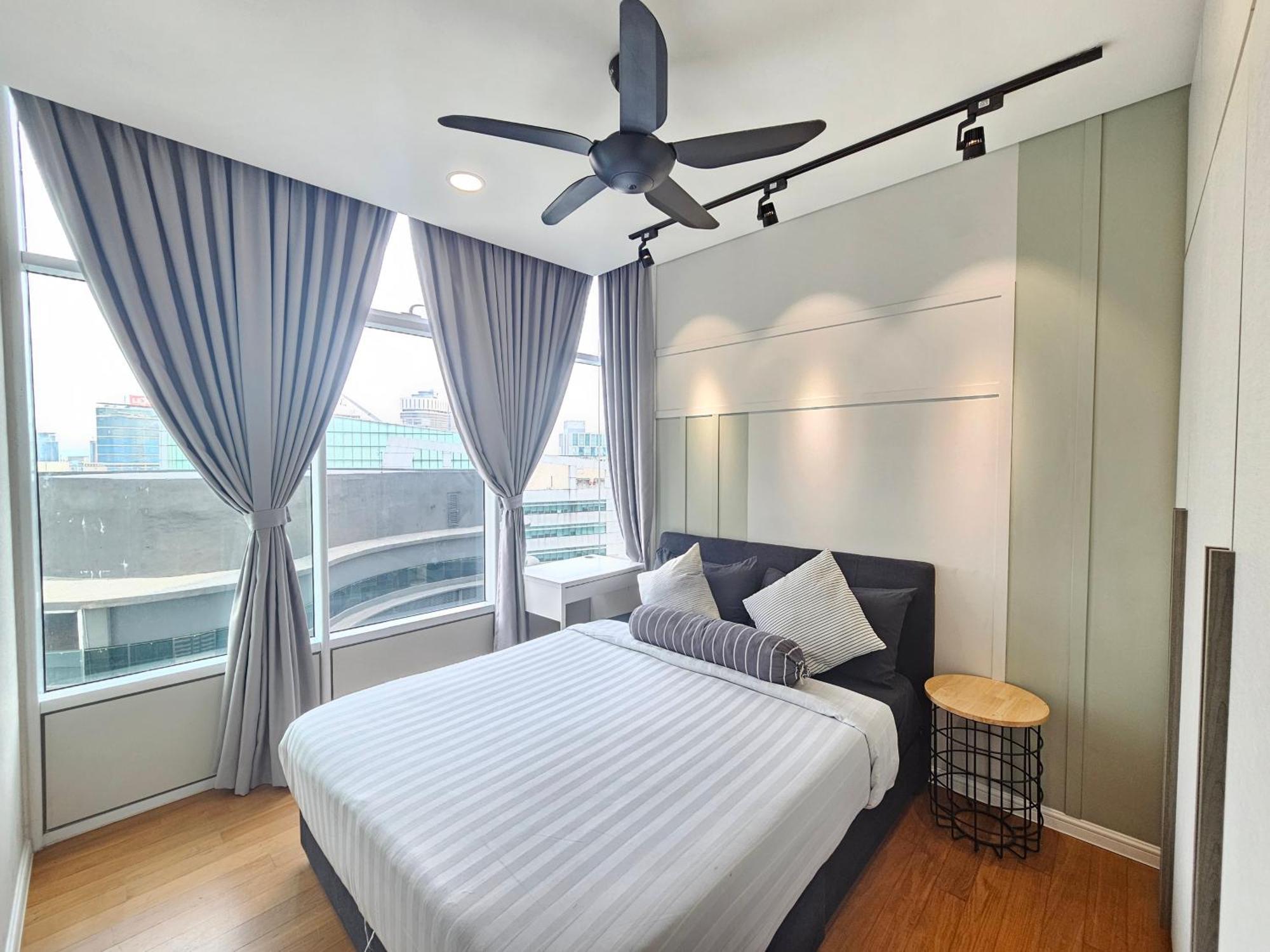 Sky Suites Klcc By Staylar クアラルンプール エクステリア 写真